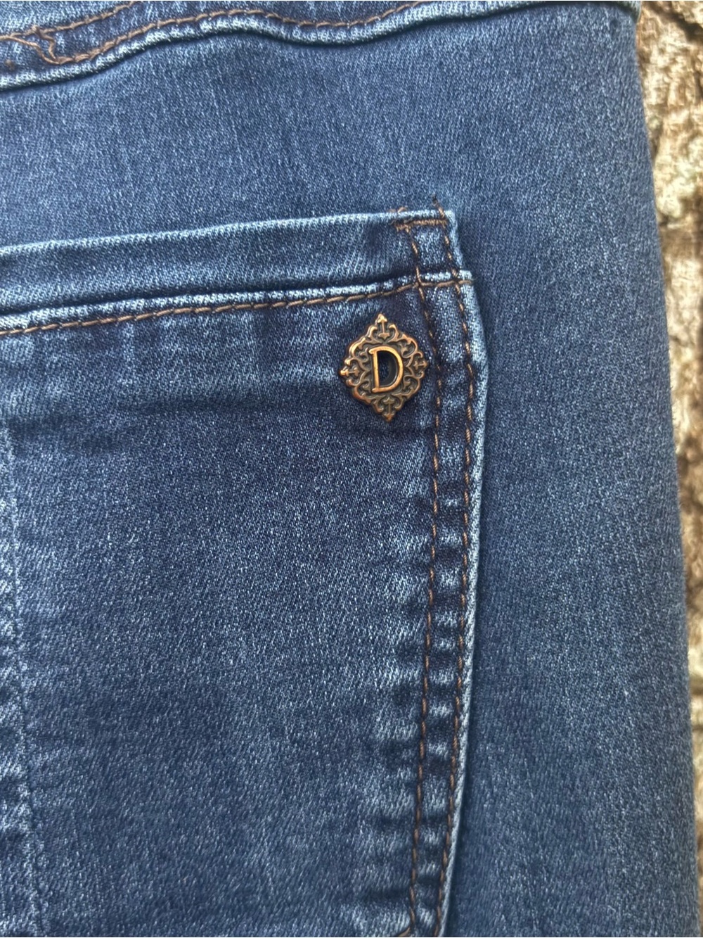 DEMOCRACY ABSOLUTION DARK WASH BOOT CUT 12 DENIM BLUE JEANS - Picture 4 of 7